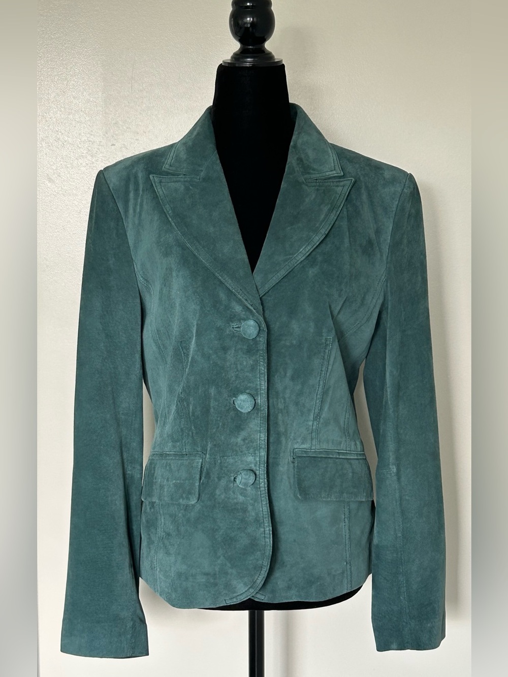 Green Lined Suede Jacket with front flap pockets - US 12